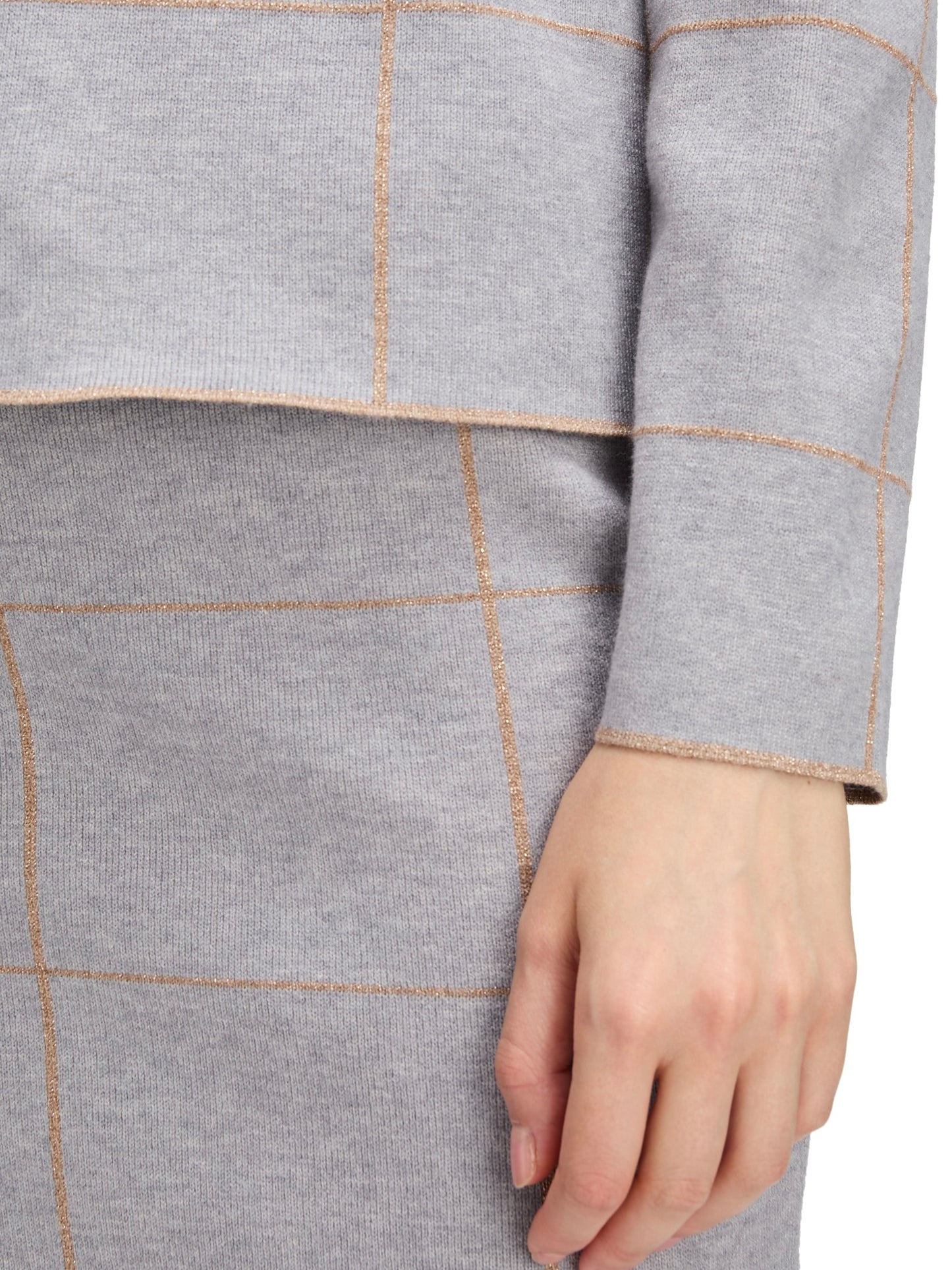 Knit Pullover