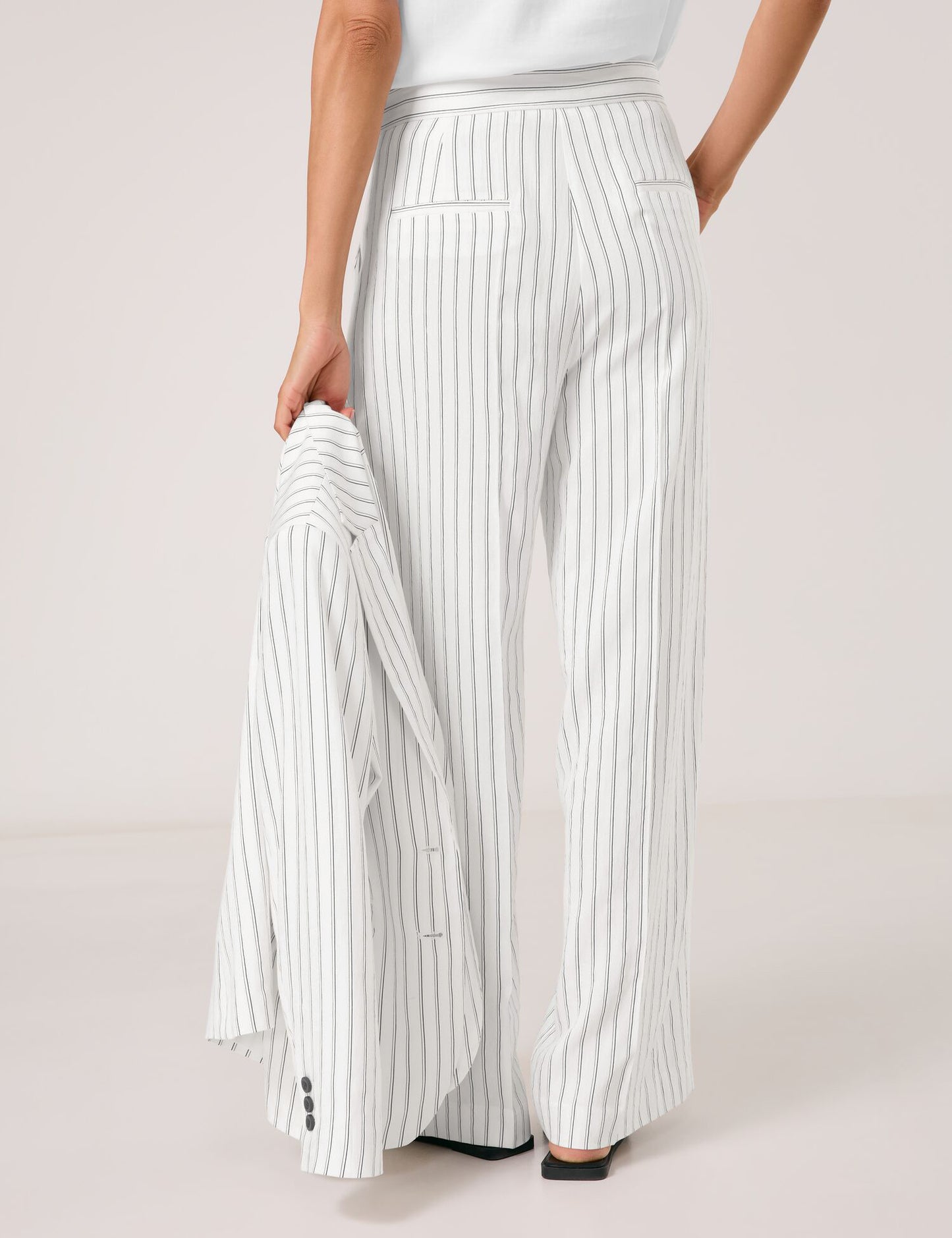 Flowing Trouser with Pinstripes