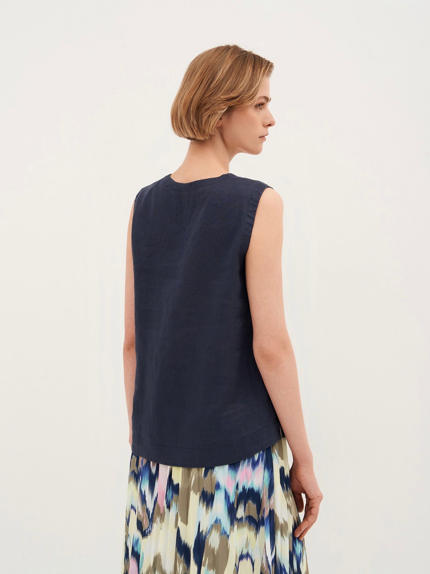 Sleeveless Linen Blouse