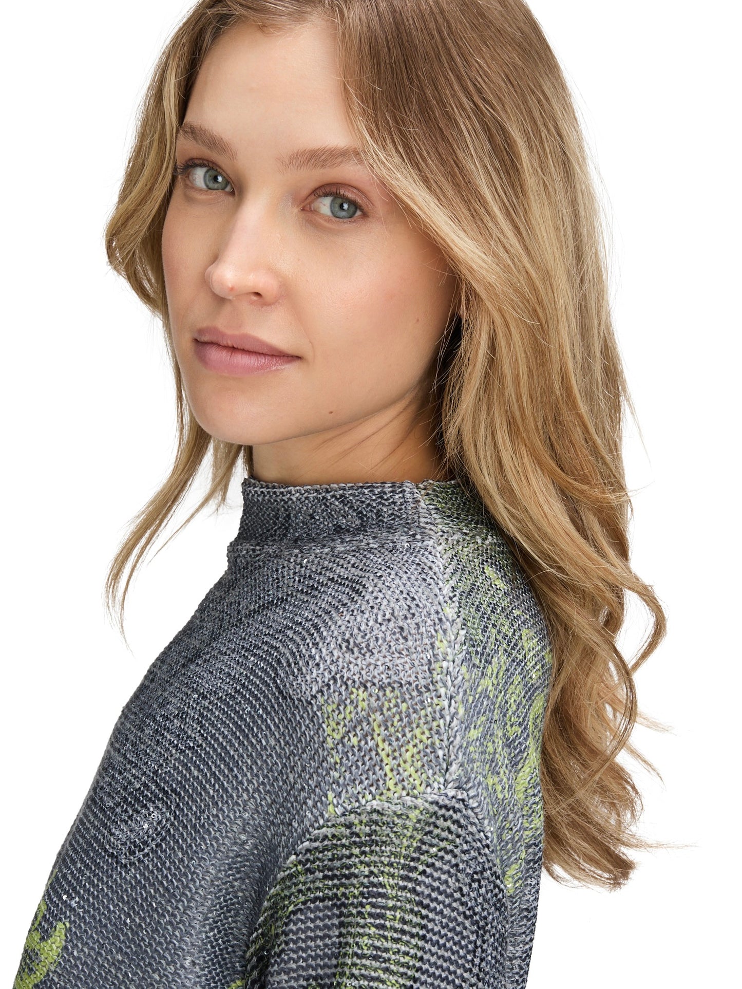 Knit Pullover