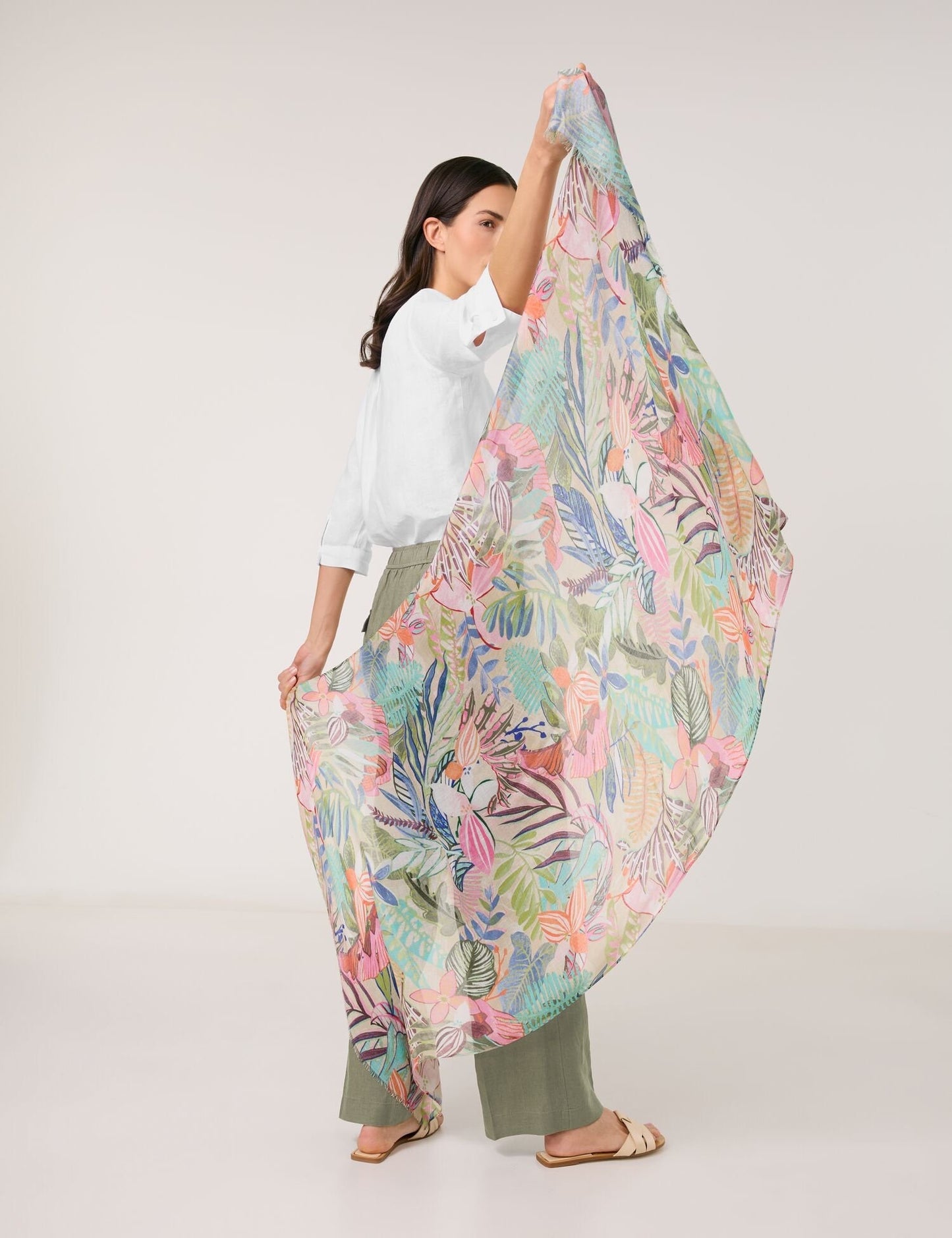 Scarf with Floral Print