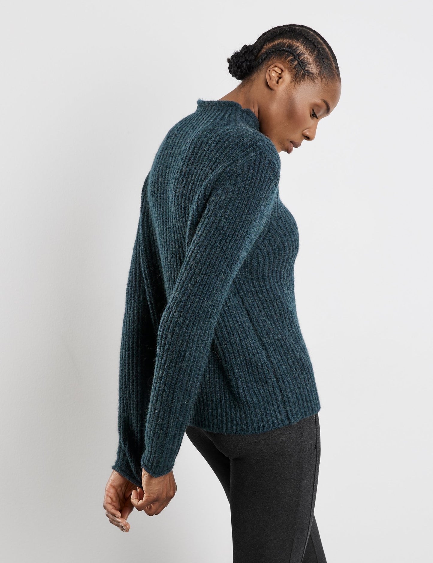 Cable Knit Pullover
