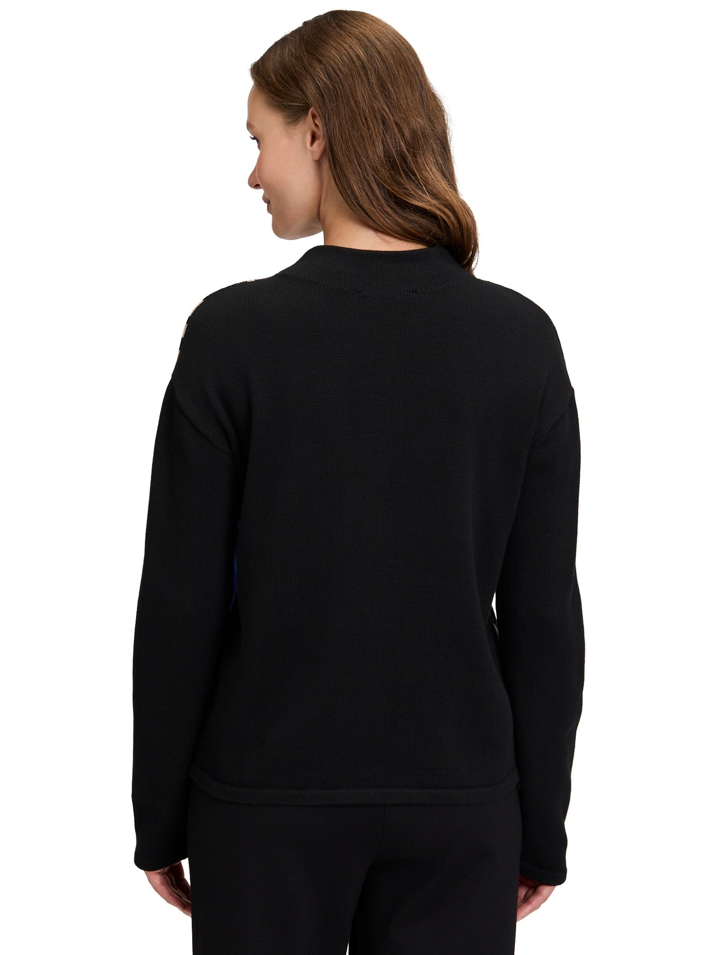 Knit Pullover