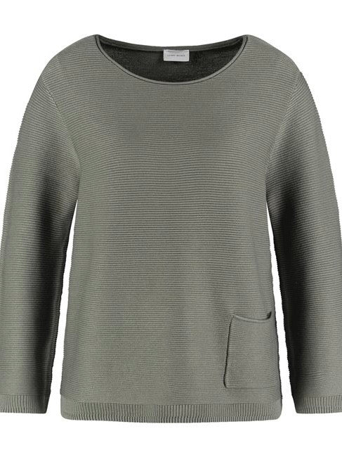 Knit Pullover
