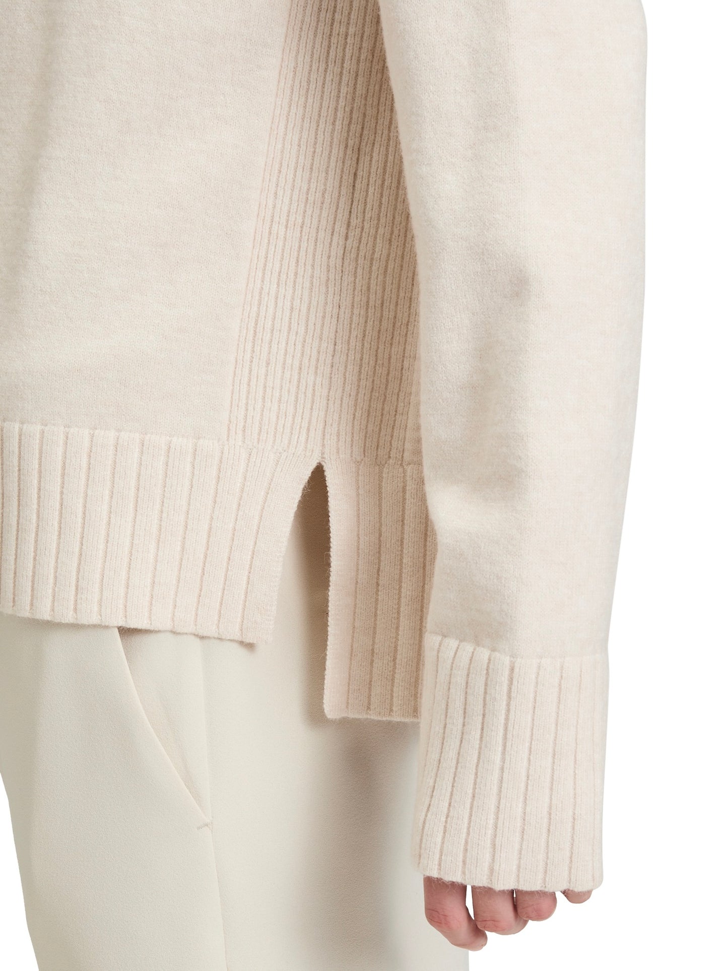 Knit Pullover