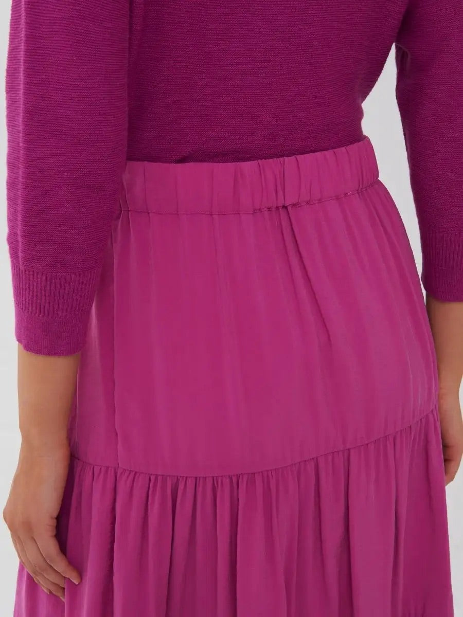 Skirt in a Tiered Style