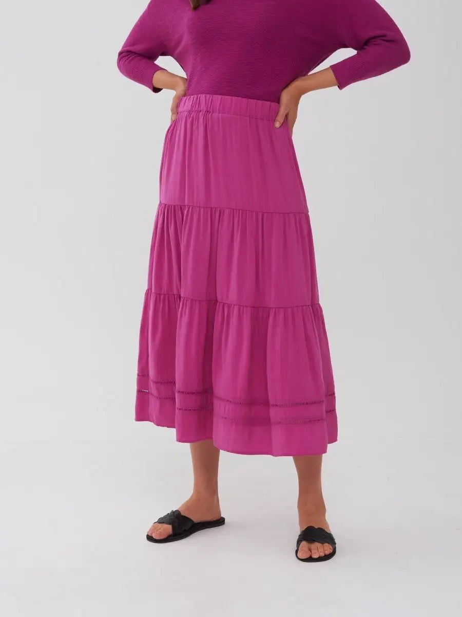 Skirt in a Tiered Style