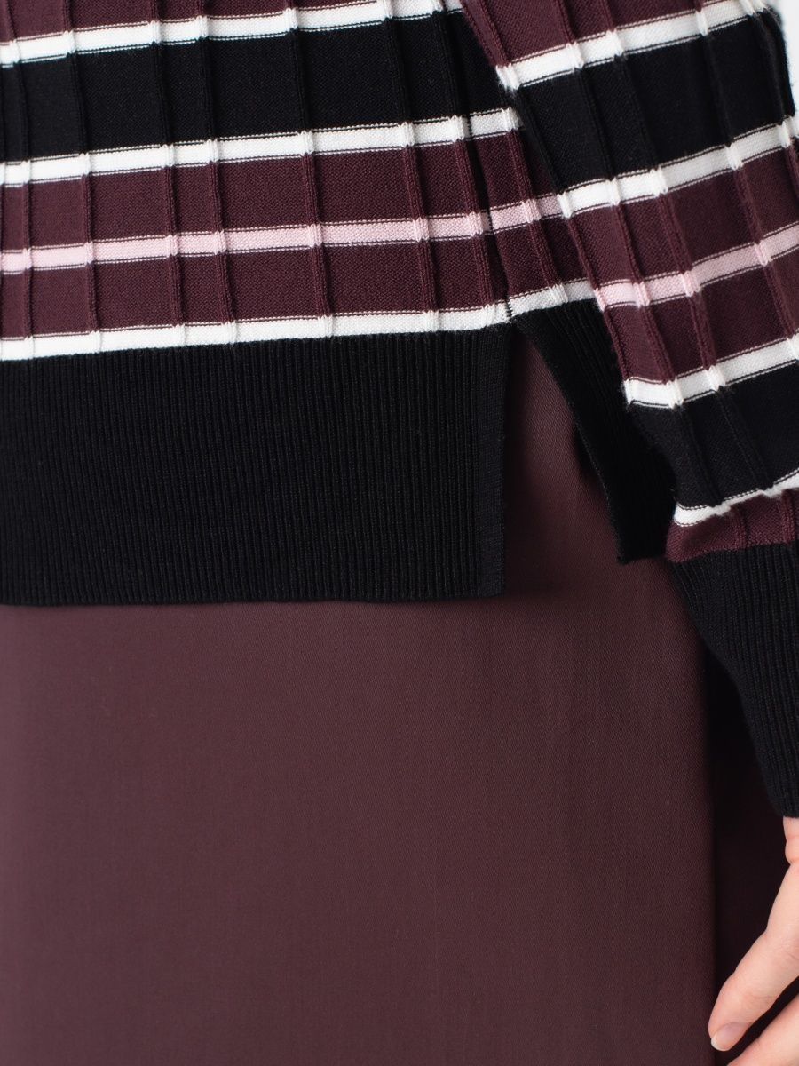Knit Pullover