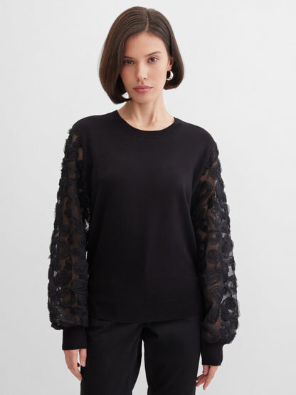 Pullover with Details