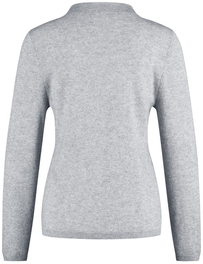 Pullover with Vertical Seam