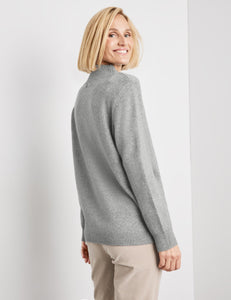 Knit Pullover
