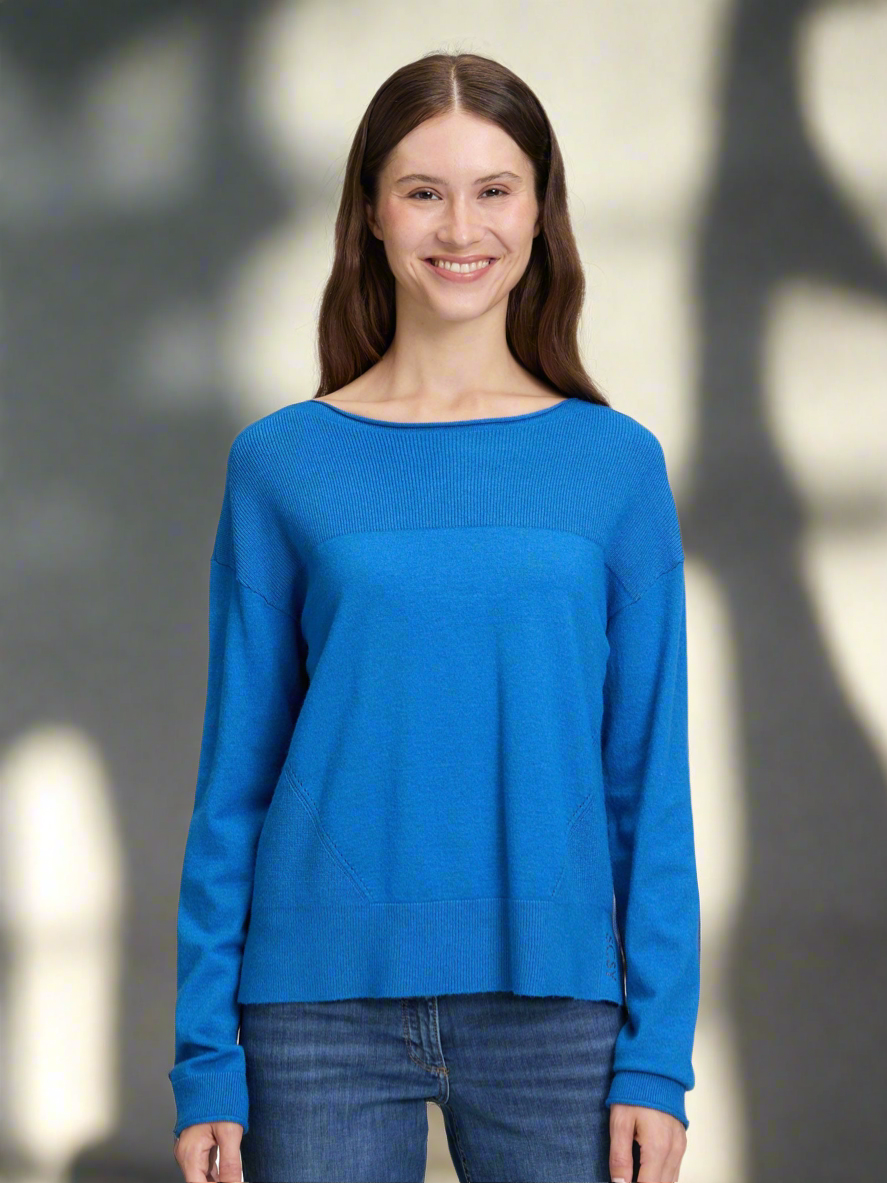 Knit Pullover