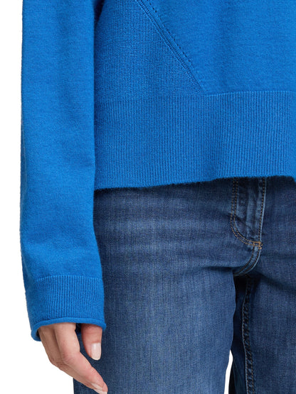 Knit Pullover