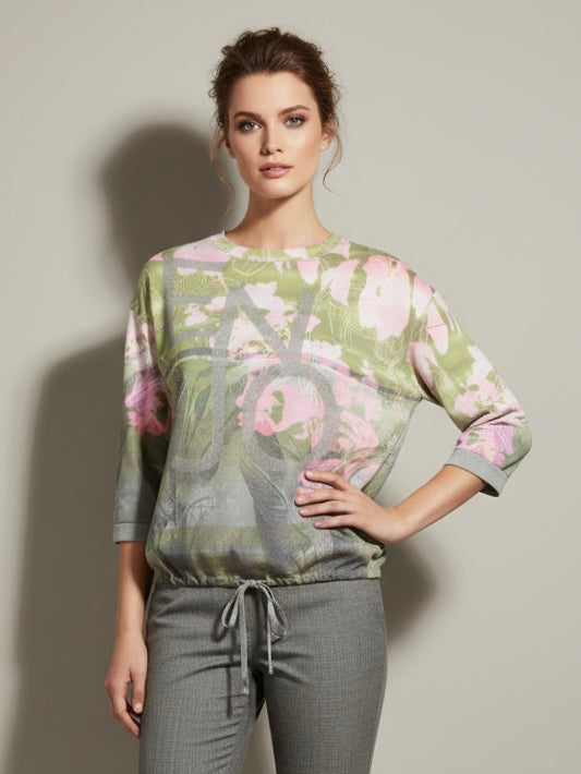 NEW Pullover with Print