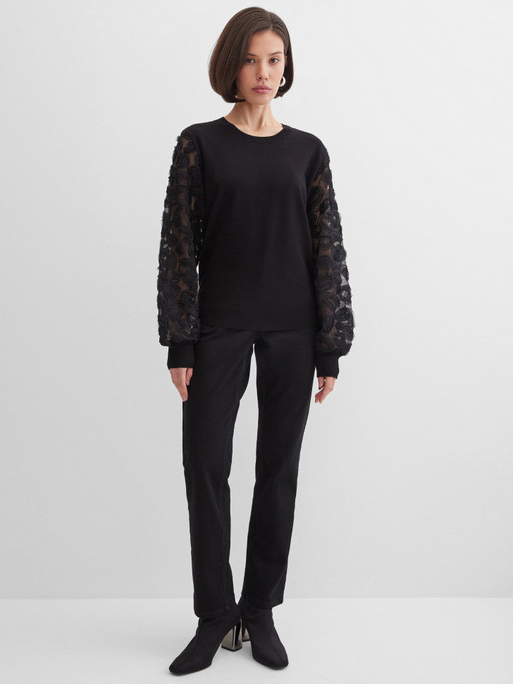 Pullover with Details