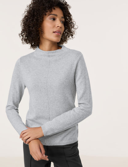 Pullover with Vertical Seam
