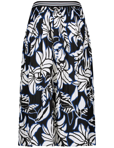 Patterned Pleated Skirt