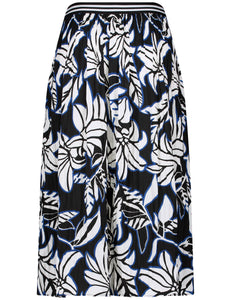 Patterned Pleated Skirt