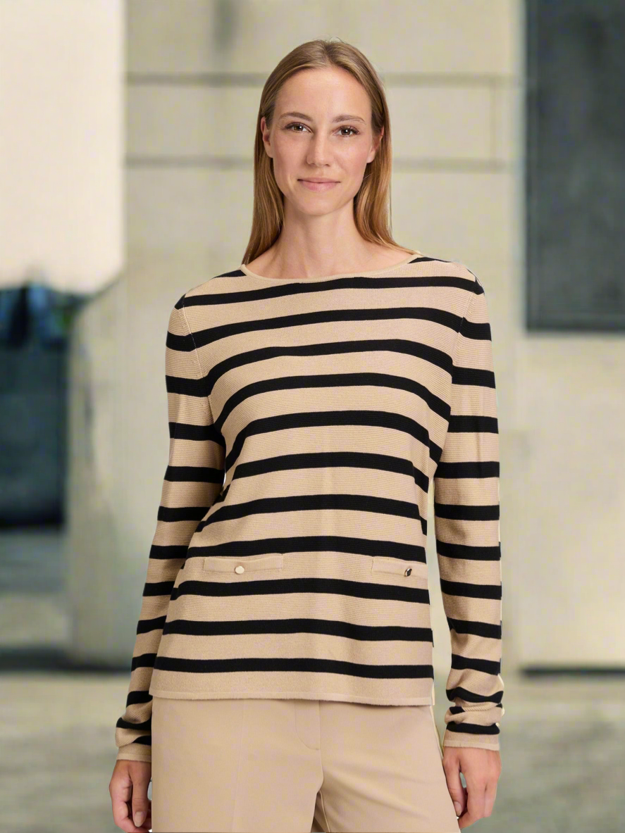Knit Pullover
