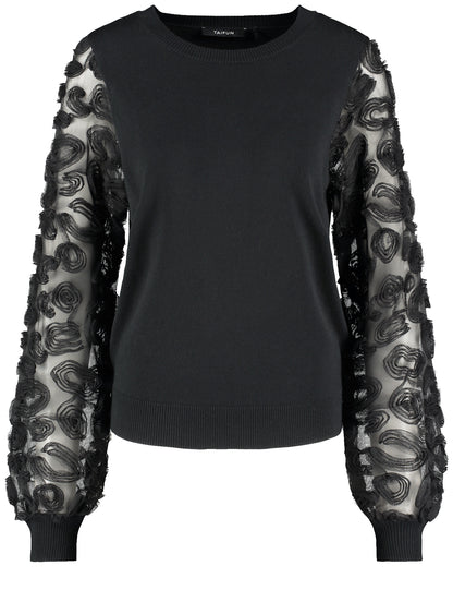 Pullover with Details