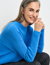 Knit Pullover