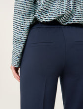 Pull-on Trouser