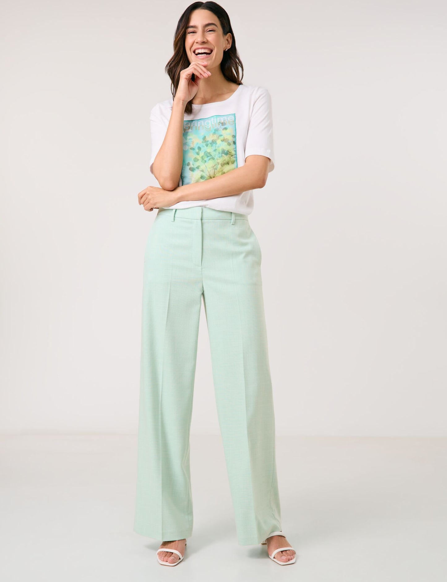 Wide-leg Trouser