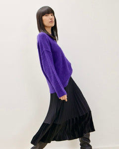 Flowing Pleated Skirt