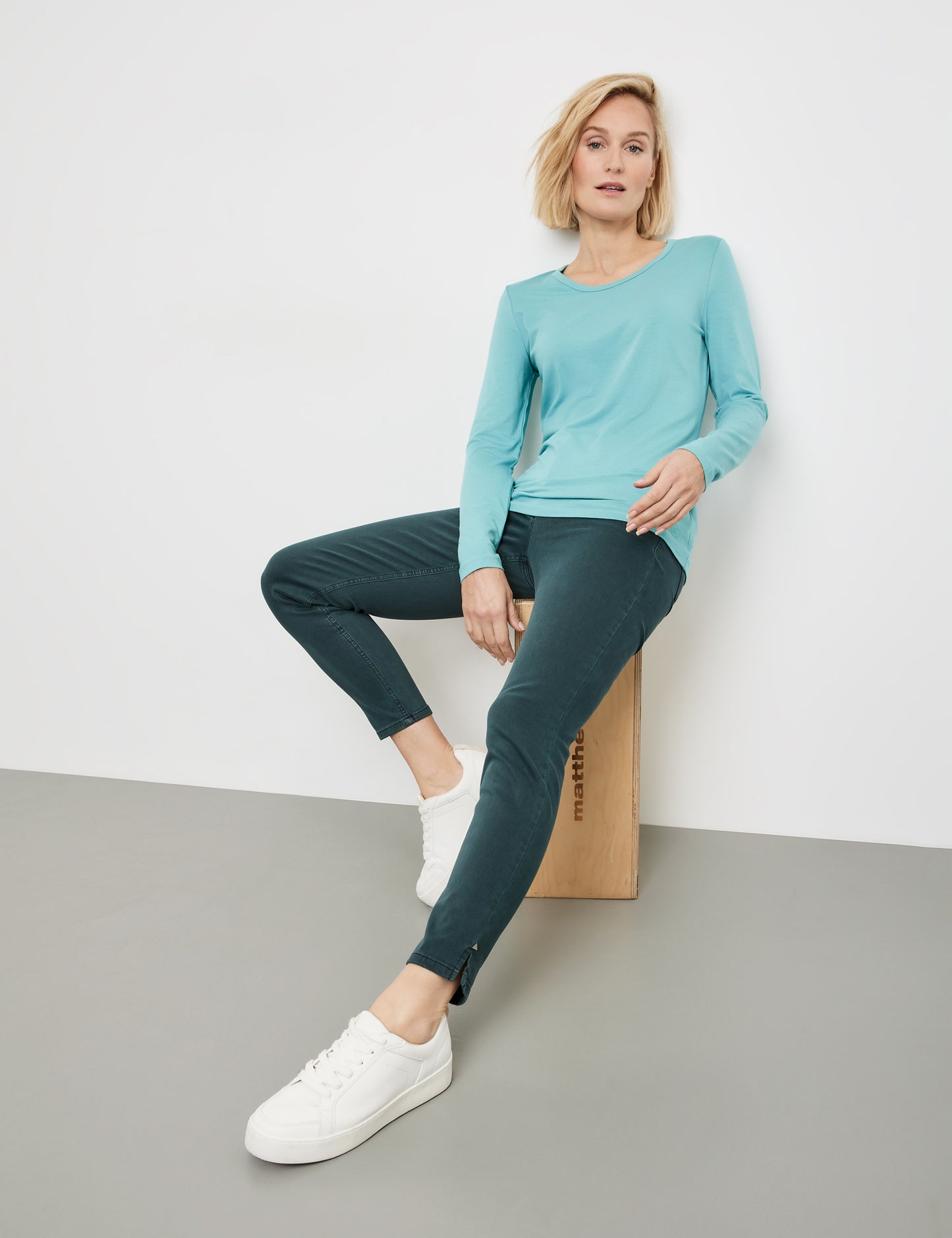 Long-sleeved Top