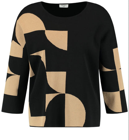 Pullover with Geometric Print