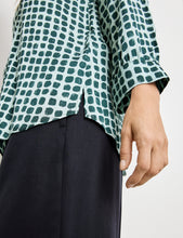 Blouse in a Checked Pattern