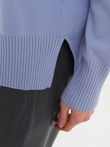 Soft Pullover with Elongated Back