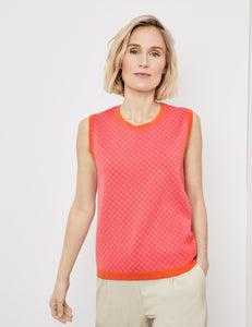 Pullover with a Diamond Pattern