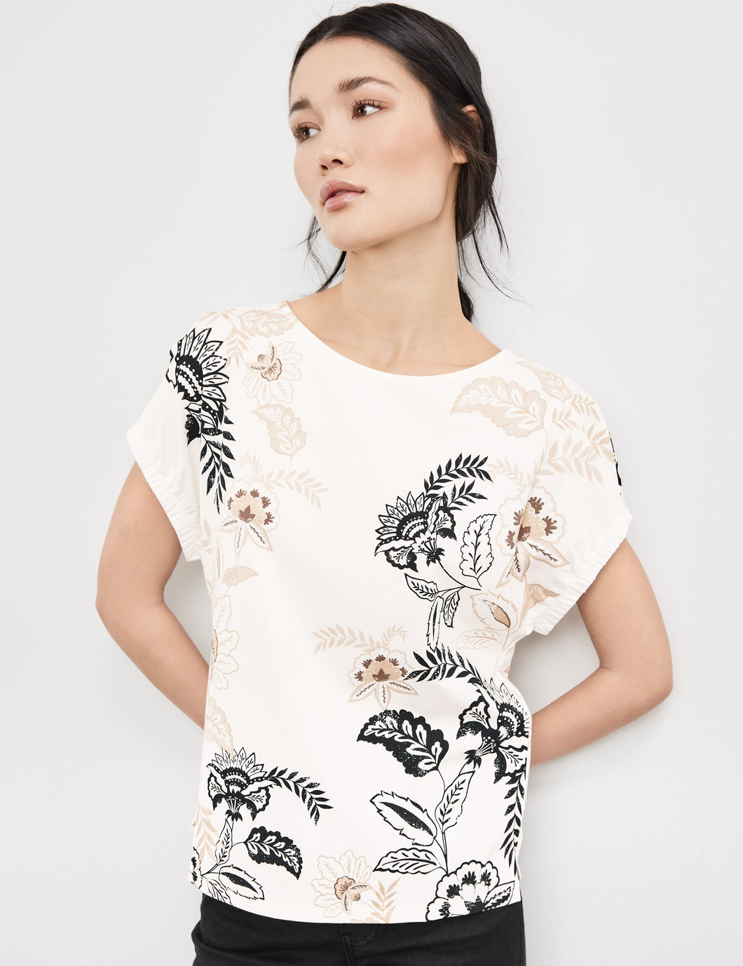 Top with Floral Print