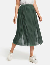 Pleated Skirt