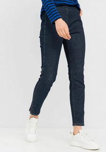 Best4Me Pull-on Jeans