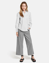 Wide-leg Trouser